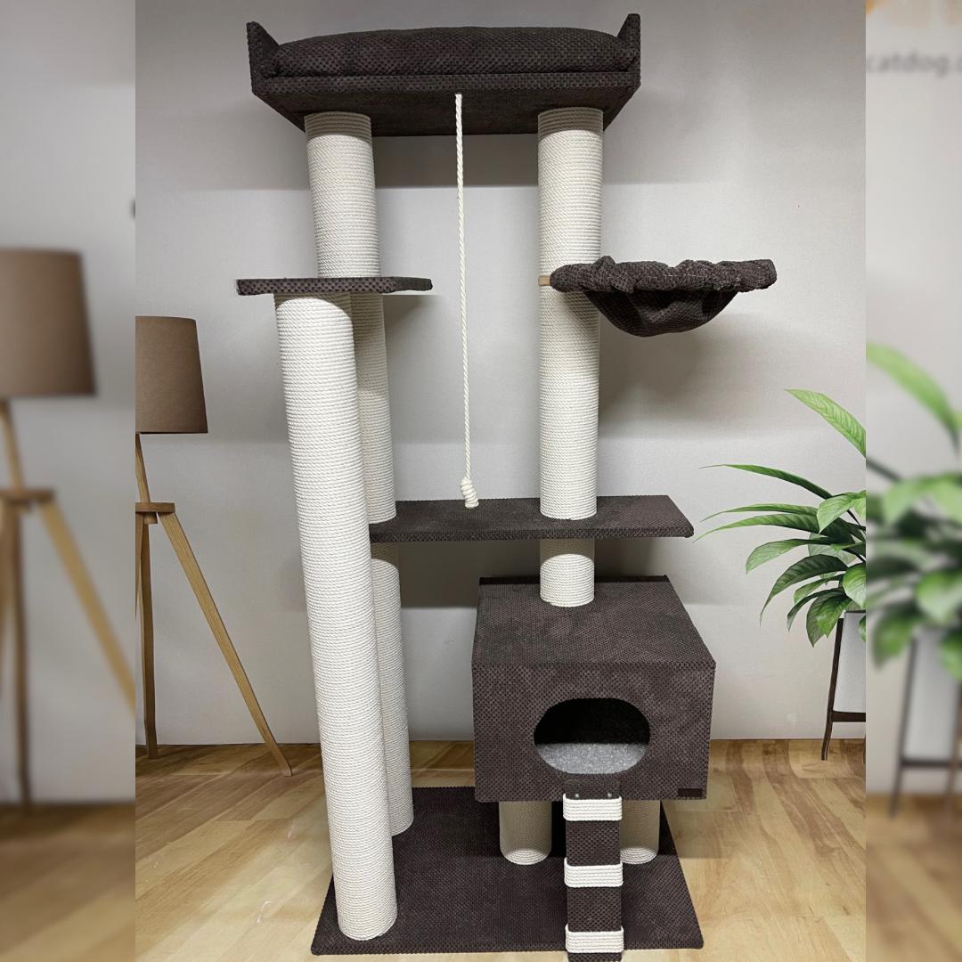 Zestaw zabawowy "Charlie" dla dużych kotów z domkiem i hamakiem do budy, wykonany z białej liny, 175*80*50 cm