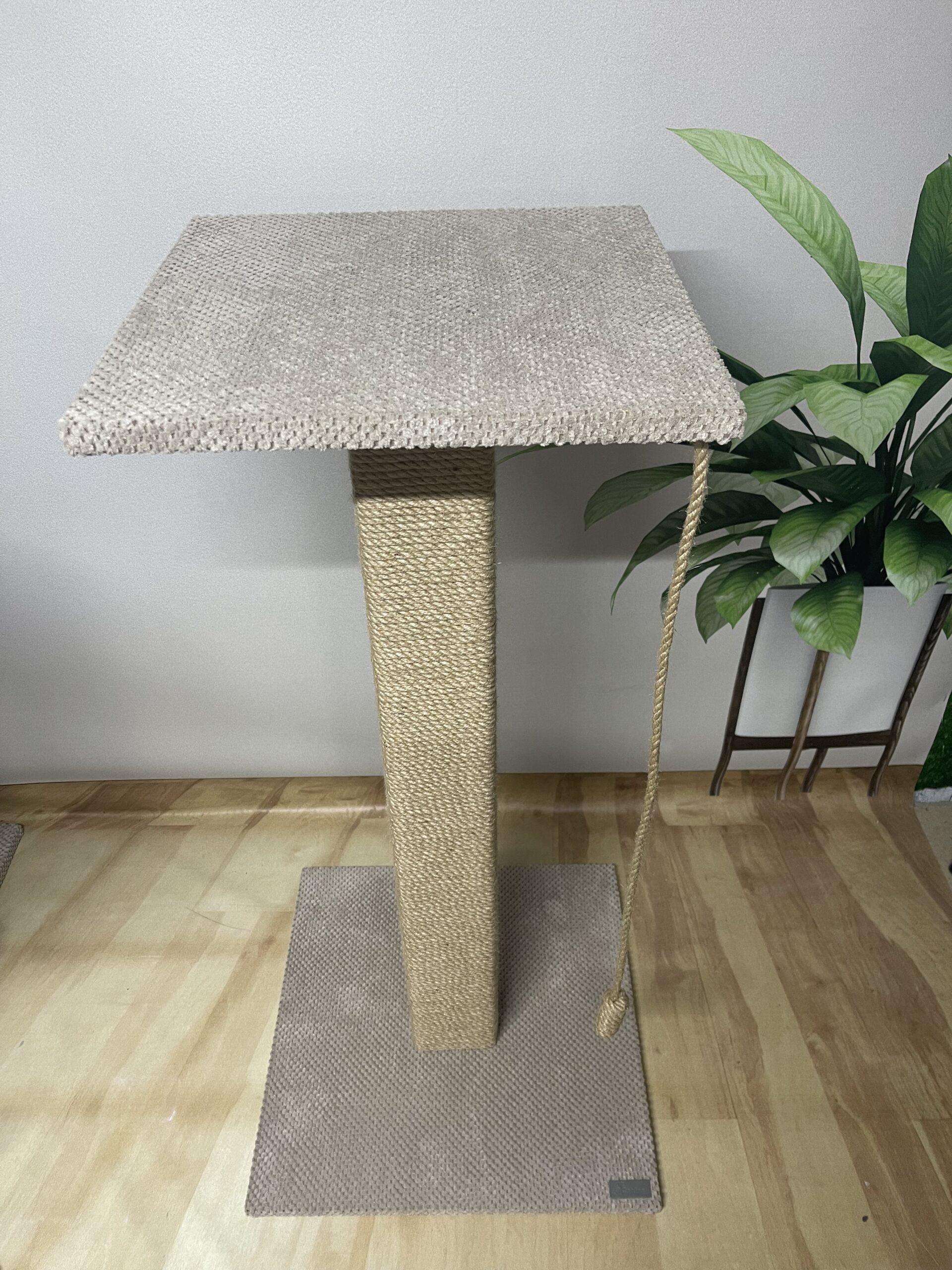 Pazur "Bonia" z kwadratową kolumną, wiertło do pazurów z legowiskiem dla kota, 65/80/100 cm - obrazek 5