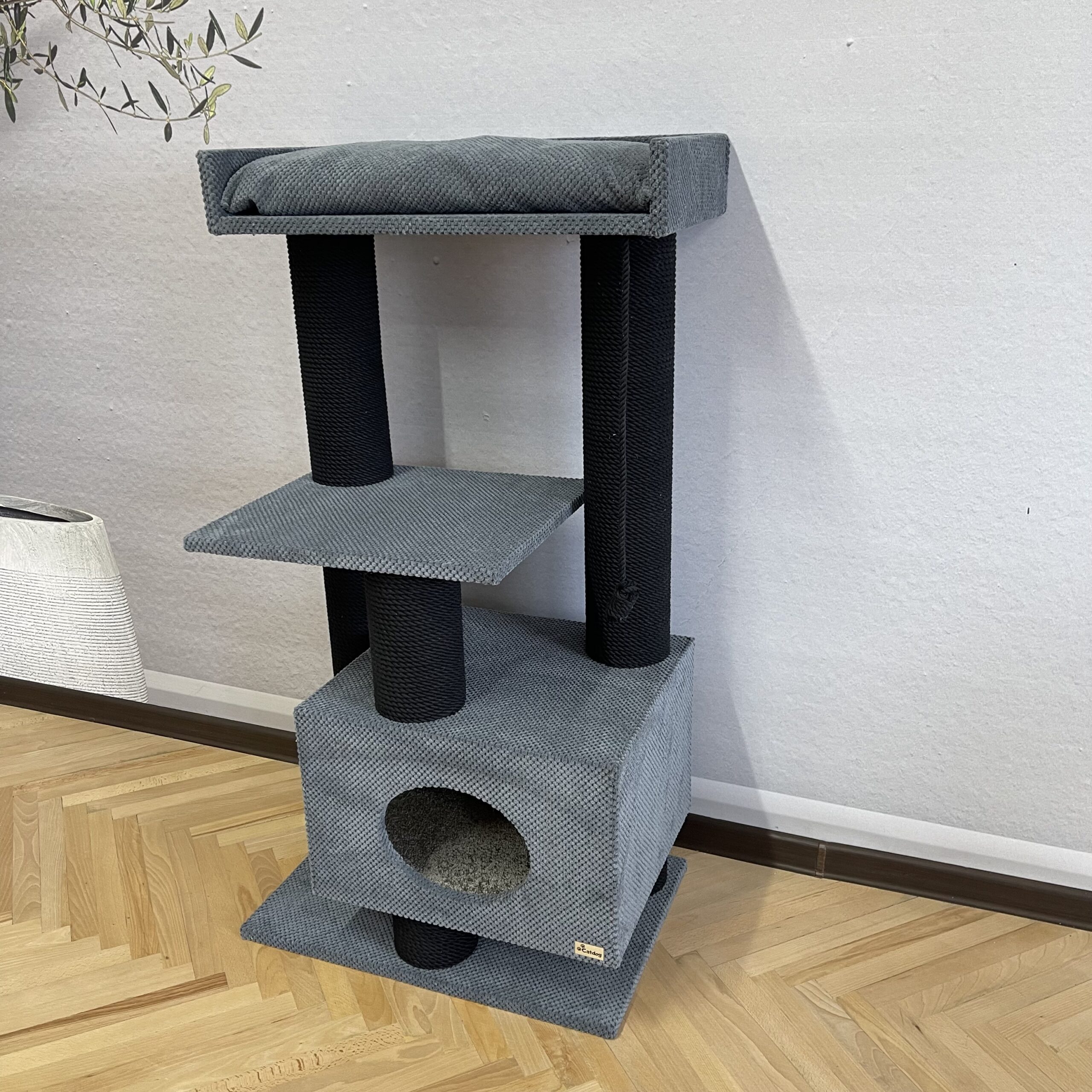 Zestaw do zabawy z pazurem i domkiem "LEO", wiertarka do pazurów, wykonana z czarnej liny 115*60*40cm - obrazek 2