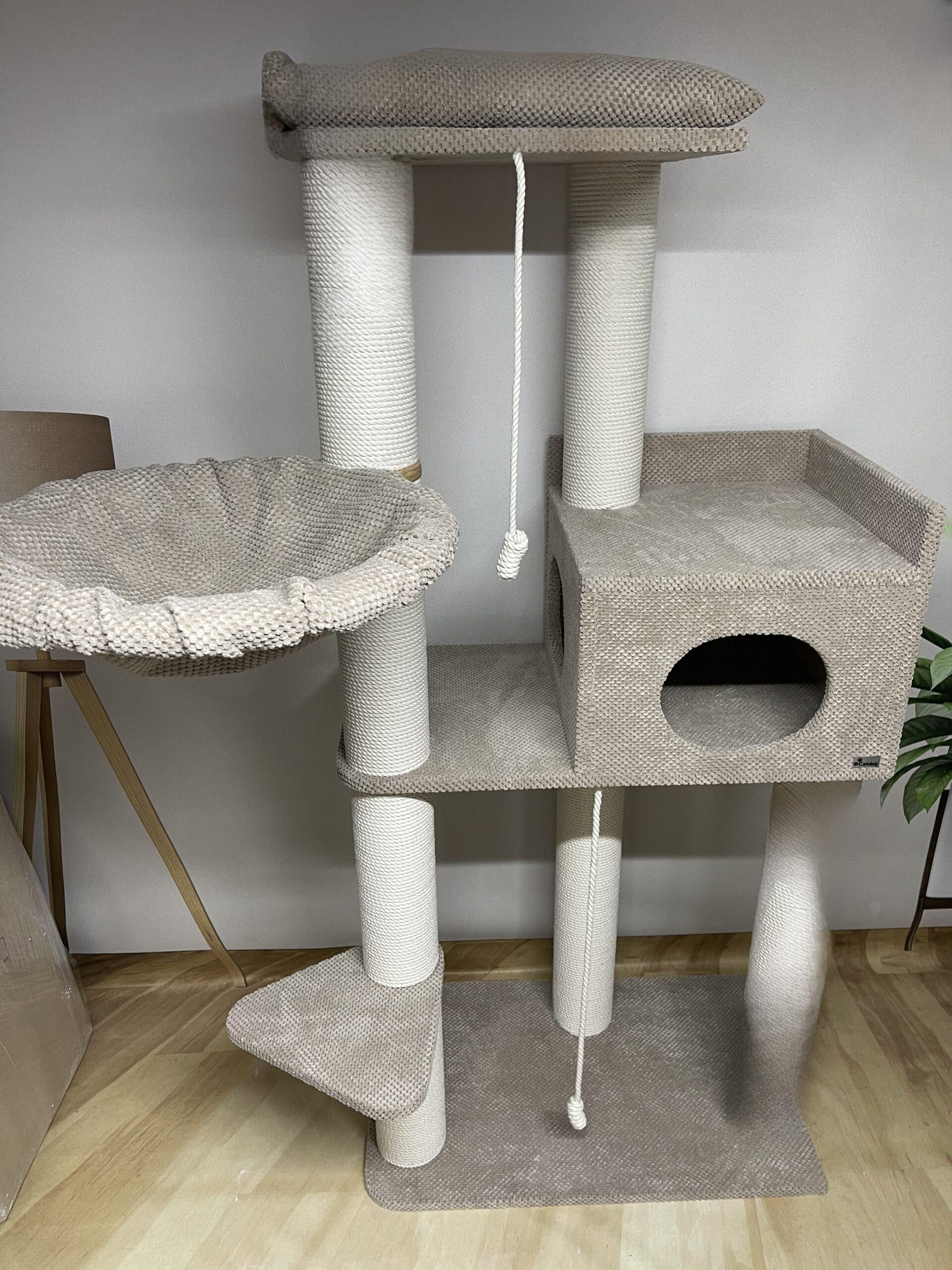 Kompleks pazurów "Elbrus" dla dużych kotów, z dużym legowiskiem, domkiem, hamakiem, do budy, wykonany z białej liny 175*80*50cm - obrazek 3