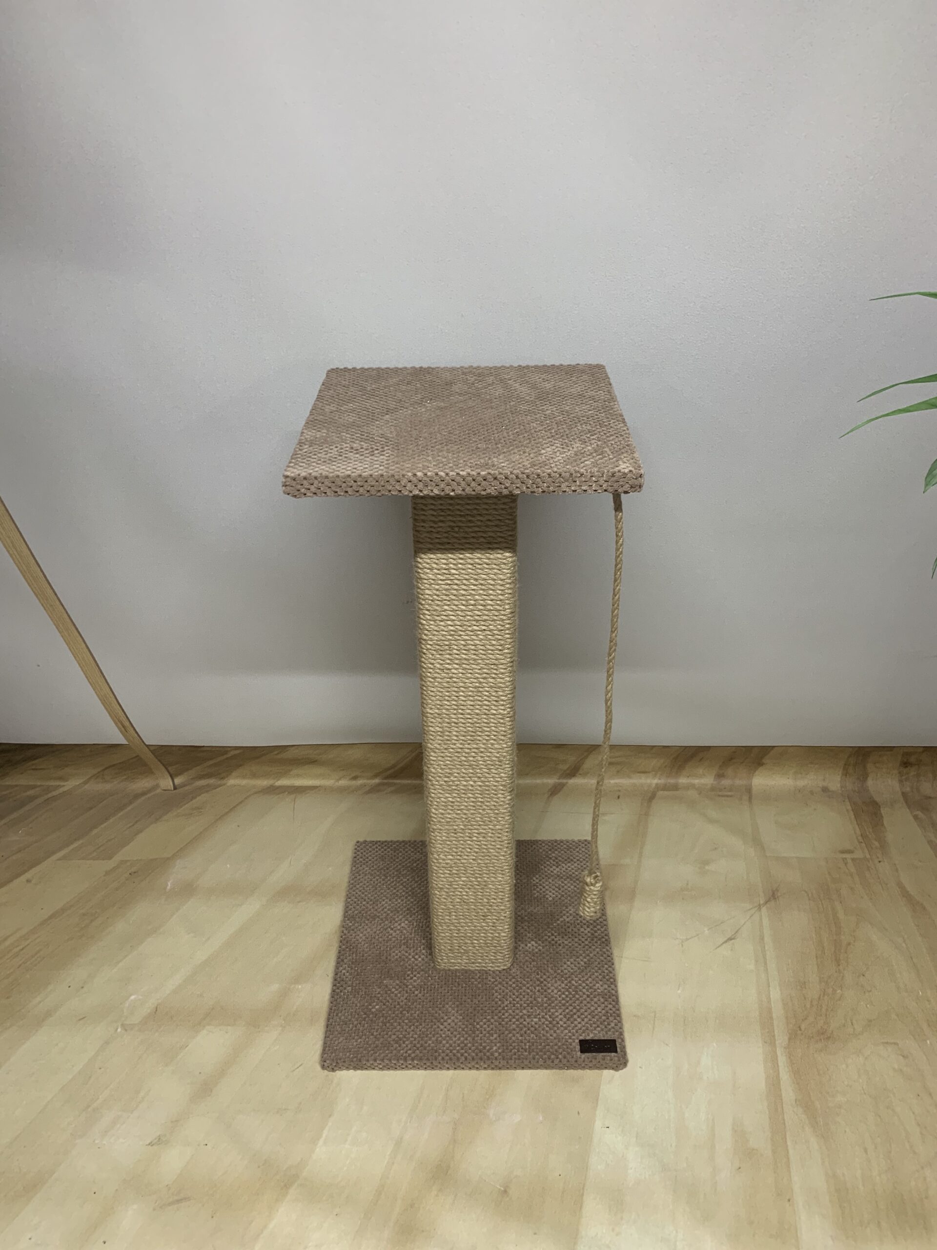 Pazur "Bonia" z kwadratową kolumną, wiertło do pazurów z legowiskiem dla kota, 65/80/100 cm - obrazek 3