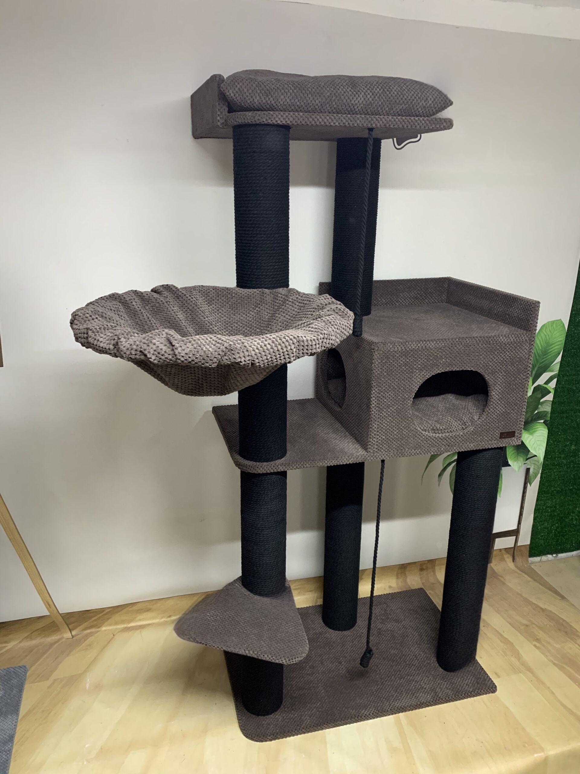 Kompleks pazurów "Elbrus" dla dużych kotów, z dużym legowiskiem, domkiem, hamakiem, do budy, wykonany z czarnej liny 175*80*50cm - obrazek 3