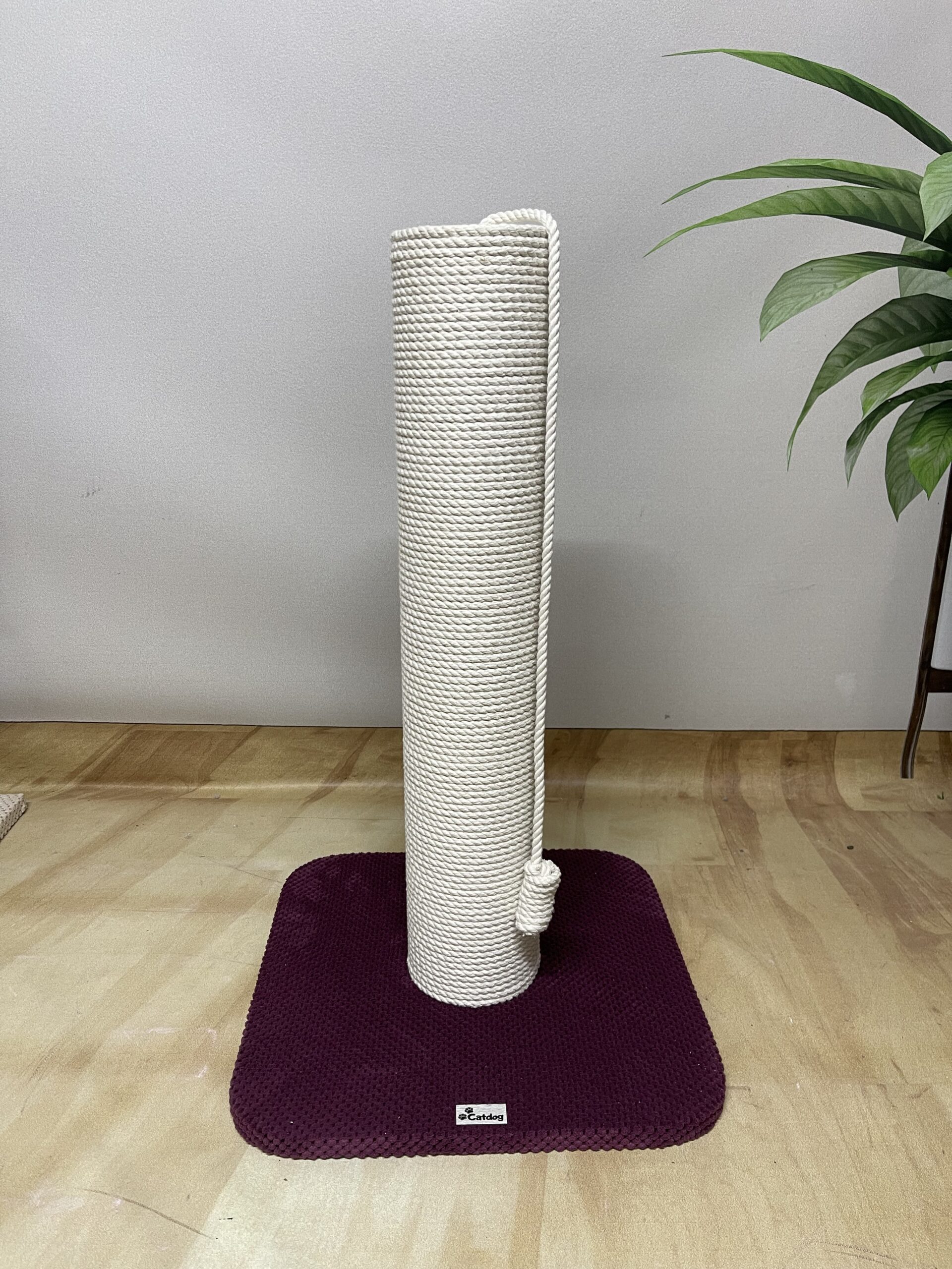 Drapak dla kota, okrągły, wykonany z białej liny 65/80/100 cm - obrazek 3