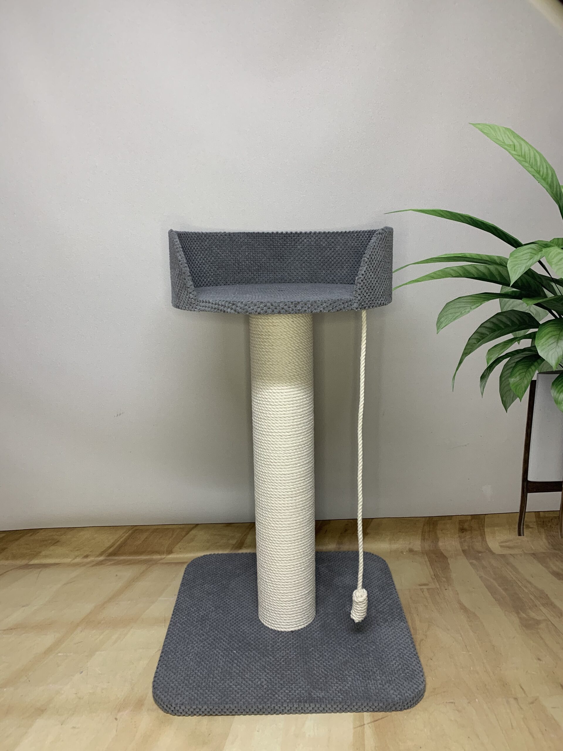 Drapak "Bonia" z okrągłym słupkiem, drapak z legowiskiem dla kota, wykonany z białej liny, 90*50*50cm - obrazek 4