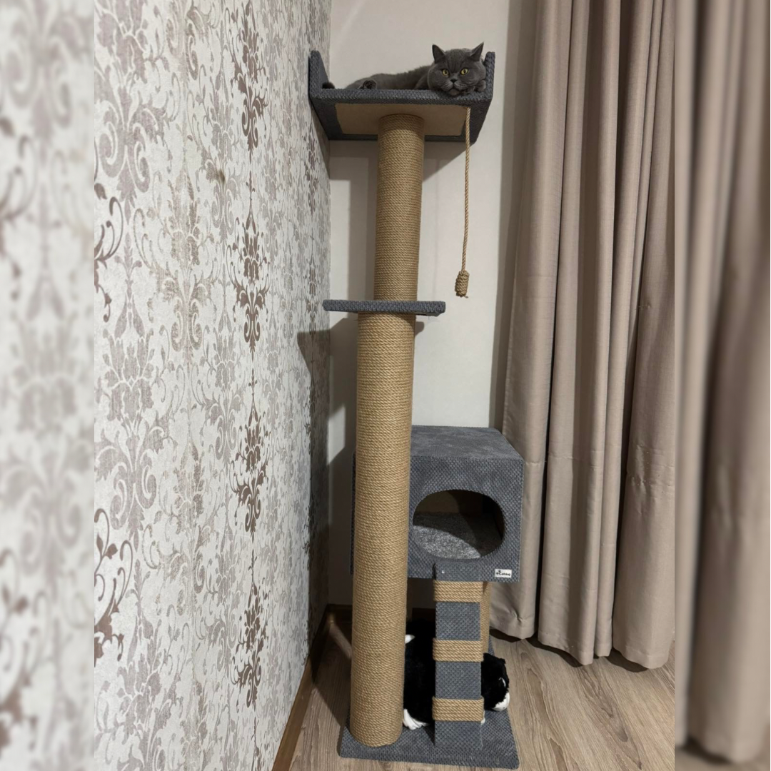 Domek trzypiętrowy na nóżkach z kanapą, 165 cm