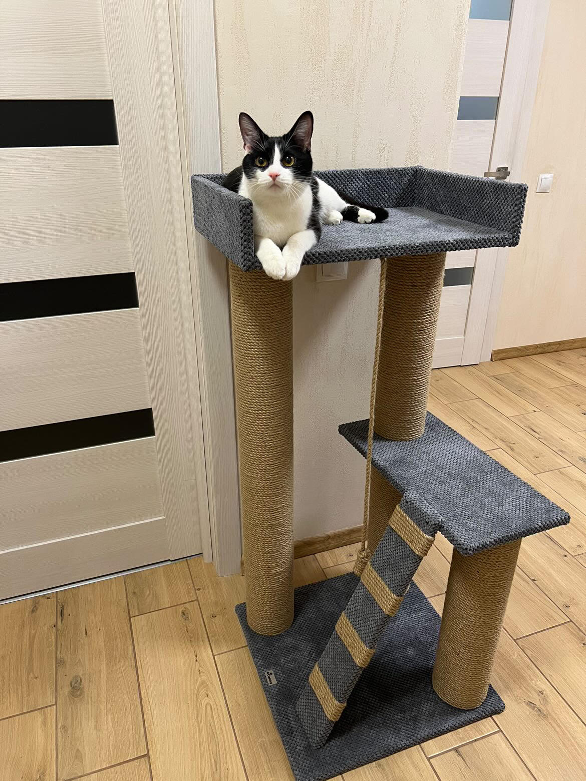 Zestaw zabawowy "Koci pazur" "Dwupiętrowy" z powiększonym łóżkiem, 115*55*55 cm